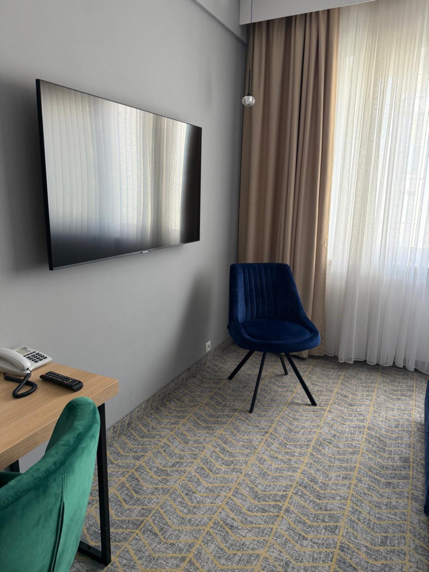 Grape Town Hotel - Park79 ジェロナ・グラ エクステリア 写真